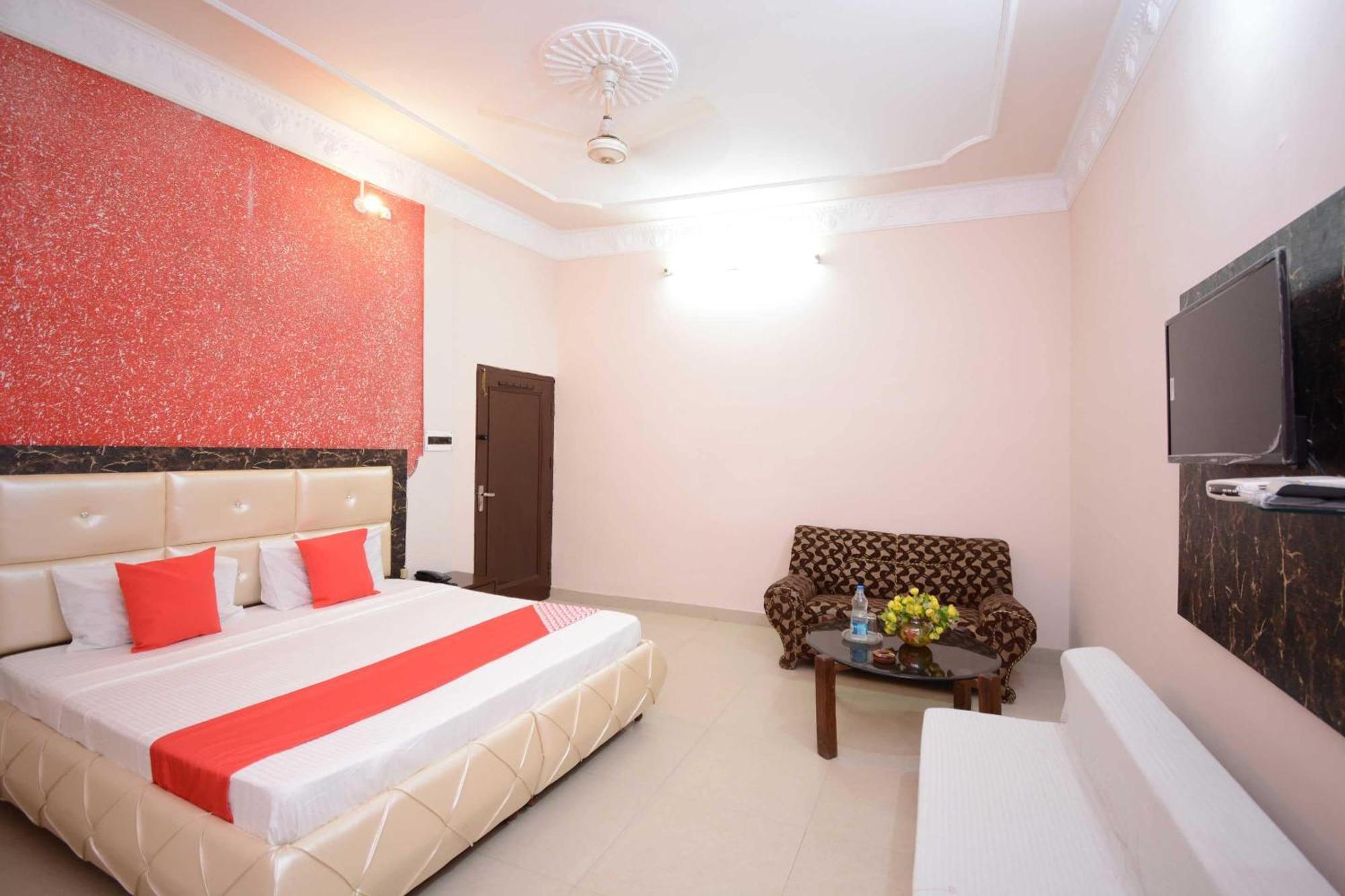 Hotel Asia Palace Pathānkot Buitenkant foto
