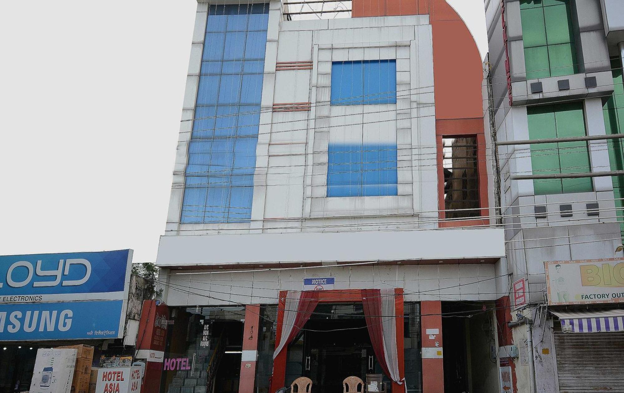 Hotel Asia Palace Pathānkot Buitenkant foto