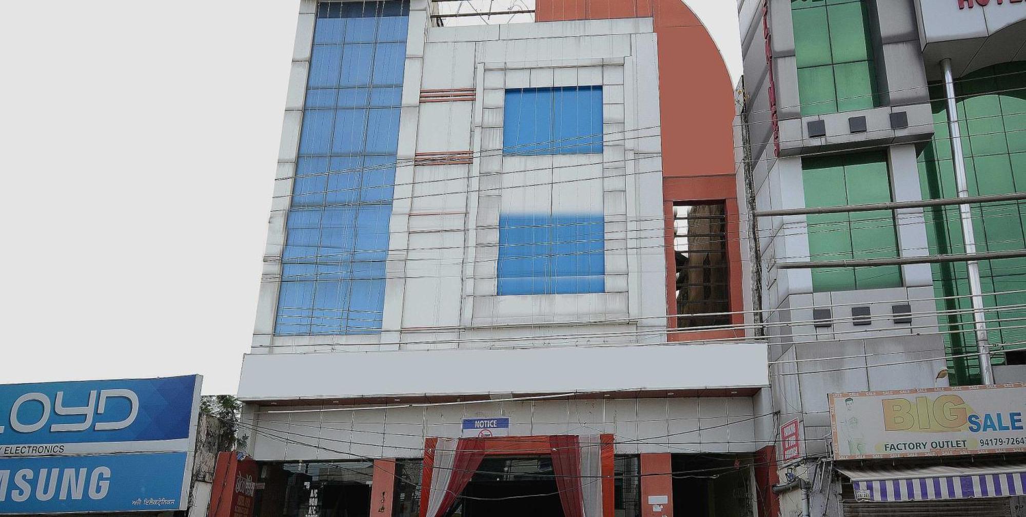 Hotel Asia Palace Pathānkot Buitenkant foto